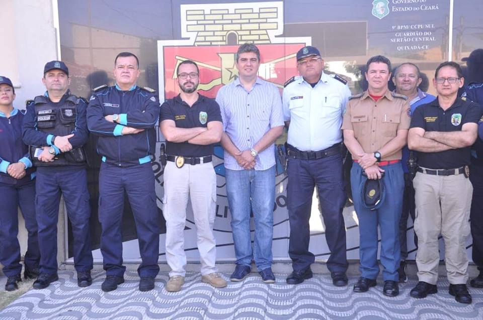Cúpula da segurança pública do Ceará em Quixadá para tratar sobre sistema de videomonitoramento. 